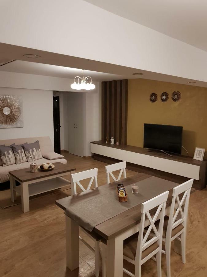 Apartament 2 Camere Ultracentral Ramnicu Valcea Exterior photo